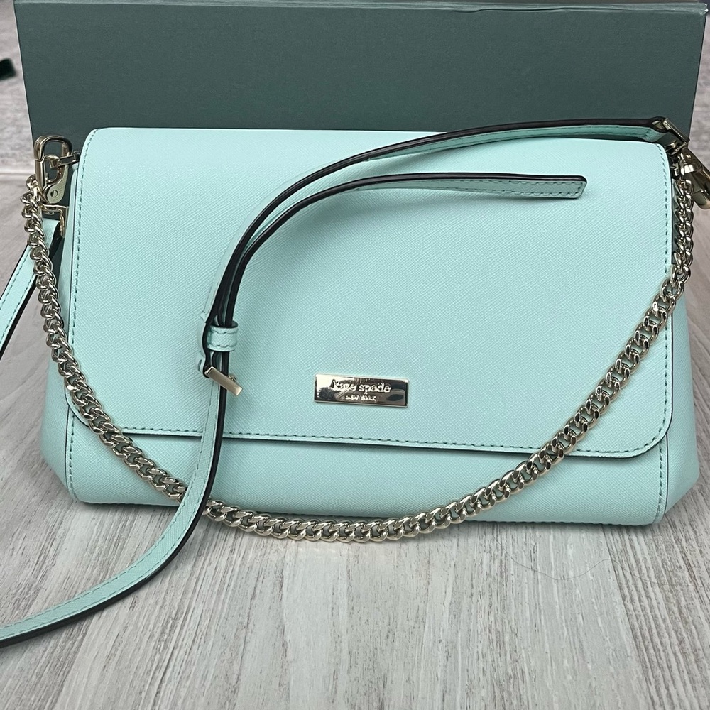 Kate spade light blue crossbody purse with removable strap and short chain
